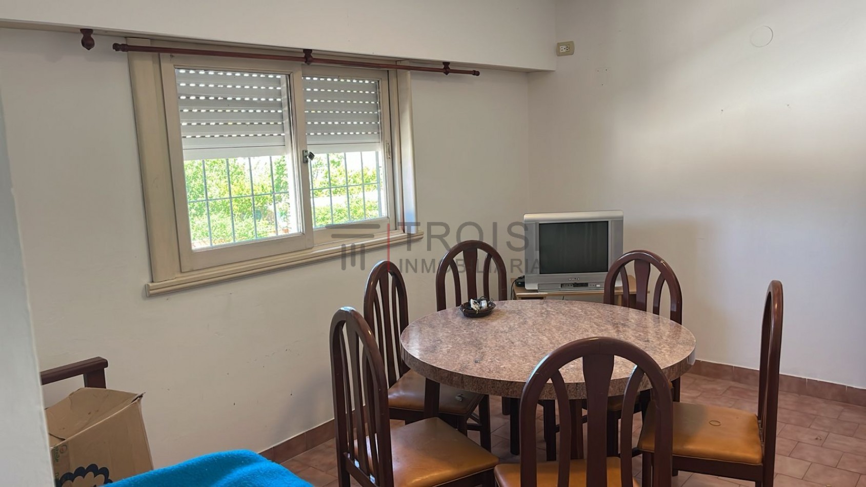 4111 - Depto. 2 Amb - Av. 41 e/6 y 7 