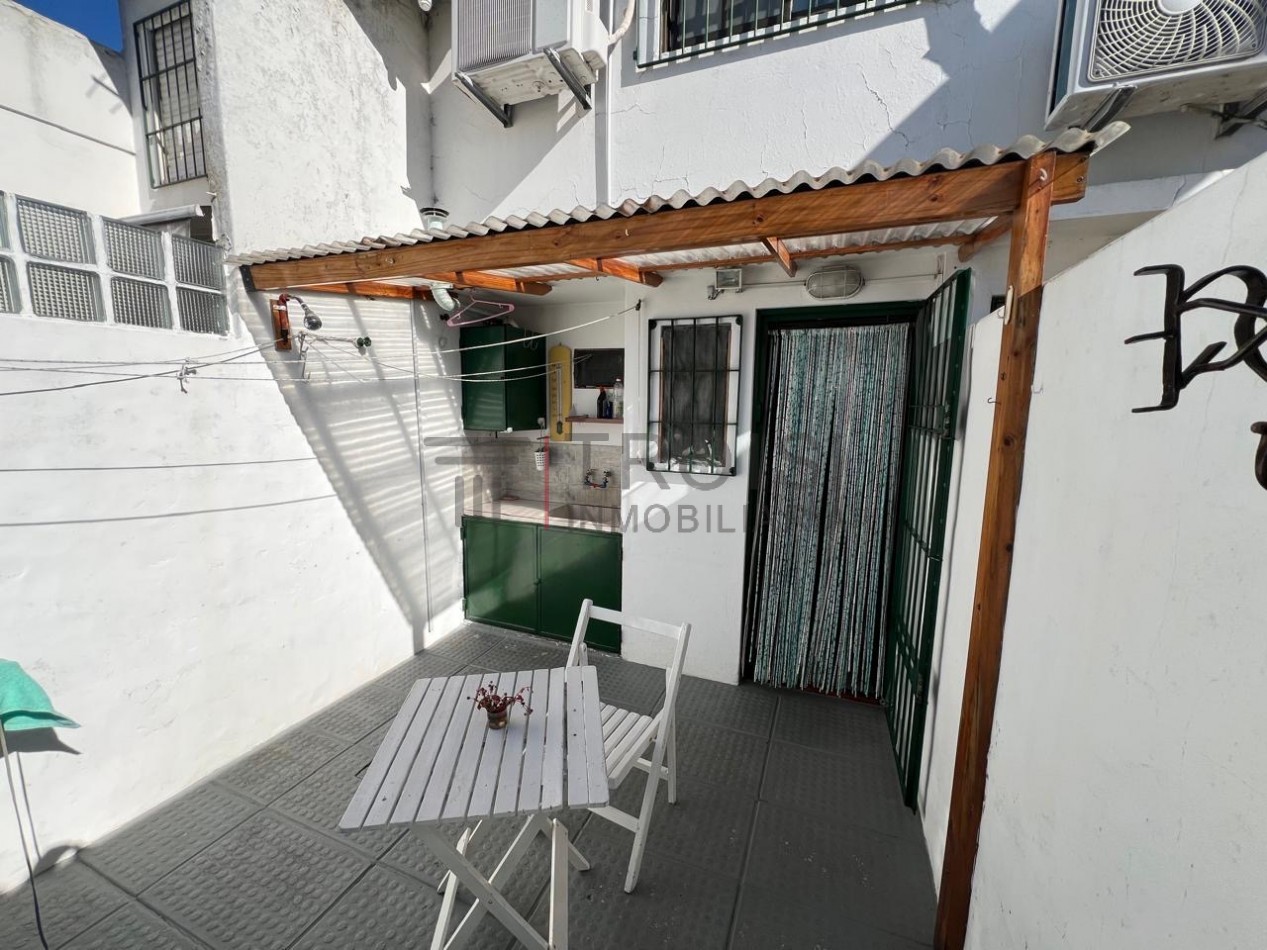V28 - Duplex 3 ambientes - Calle 35 e/5 y 6