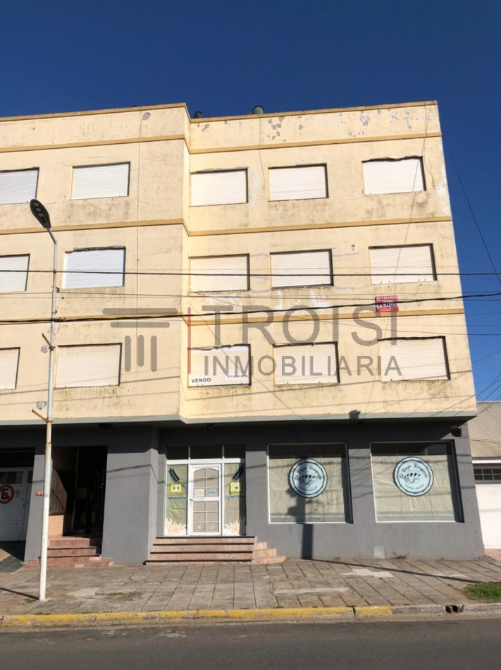 Depto. 2 ambientes - Costanera e/ 35 y 36 - V48