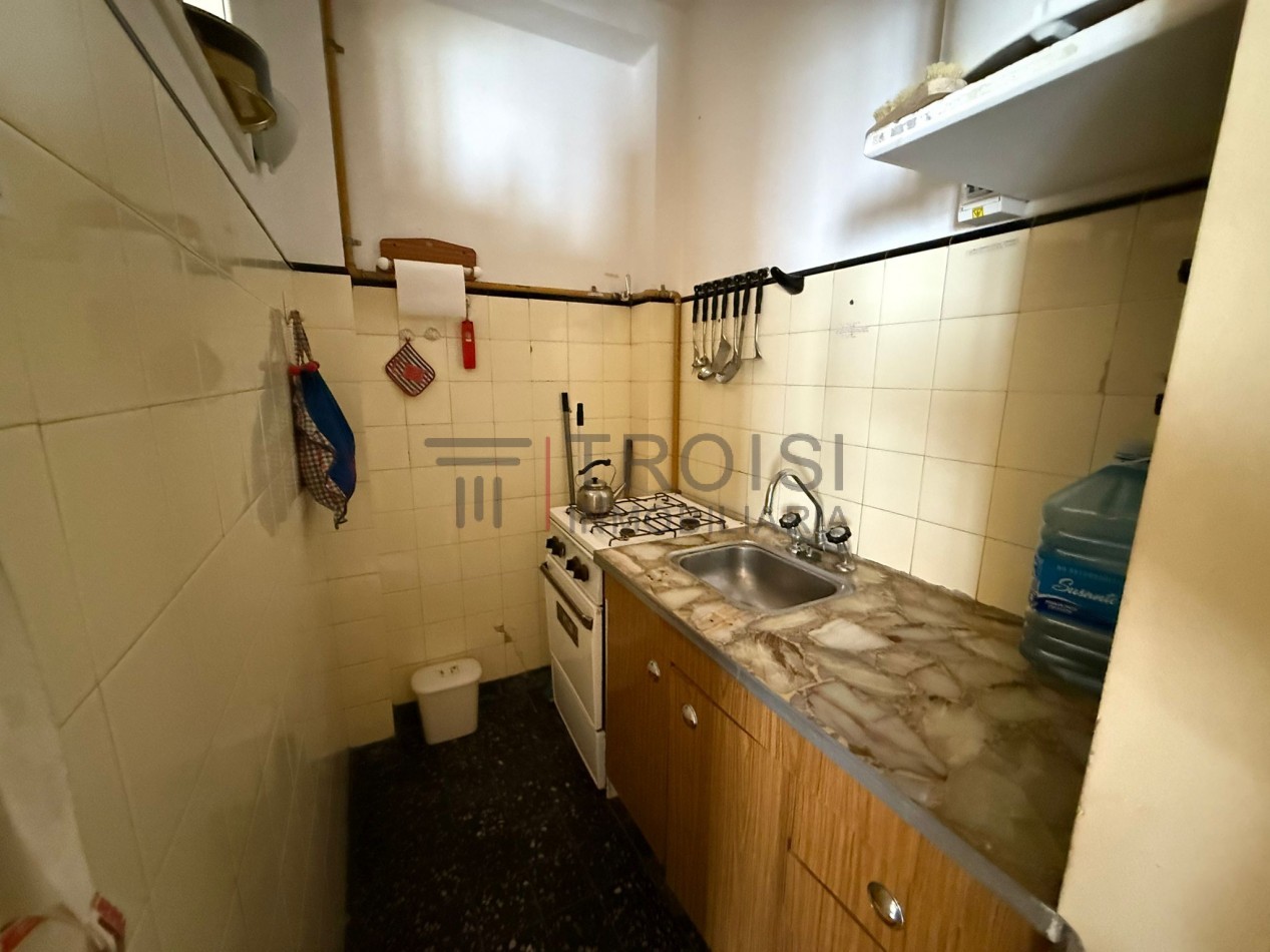 V71 - Depto. 2 ambientes - Calle 33 e/ 2 y 3