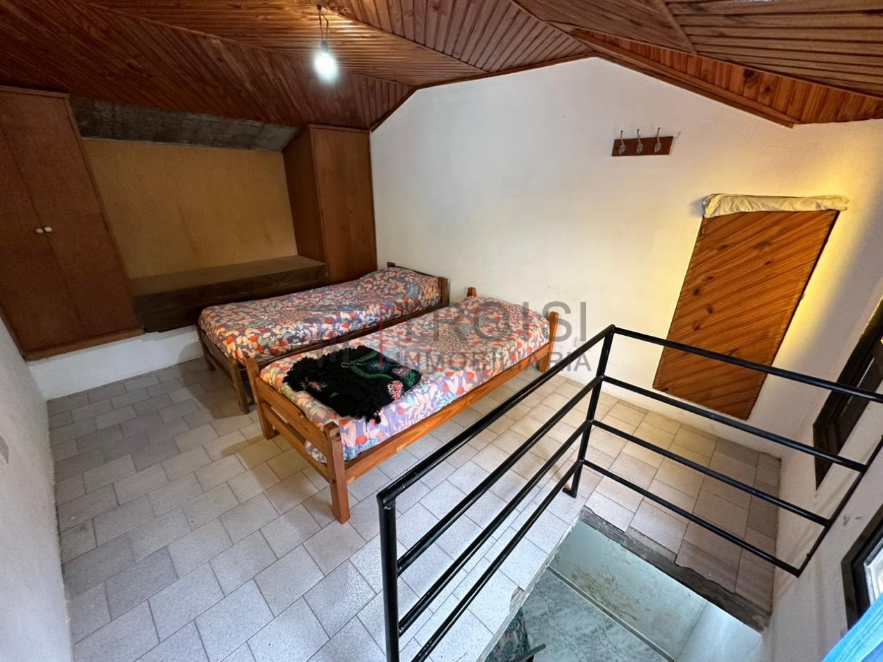 V36 - Chalet 4 ambientes - Calle 5 e/ 47 y 48