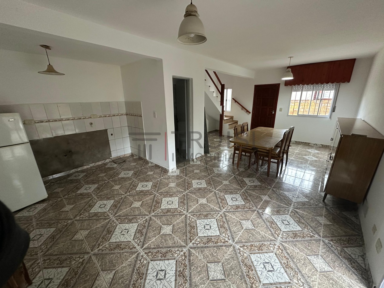 V3A - Duplex 3 ambientes - Calle 49 e/5 y 6