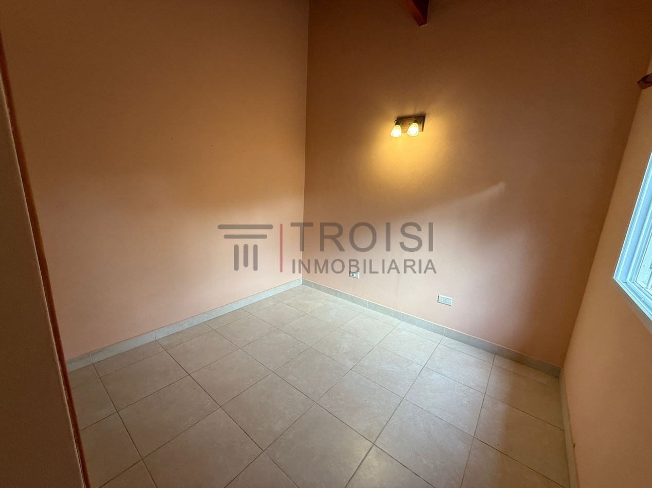 293 - Chalet de 3 ambientes - Calle 29 e/ 6 y 7