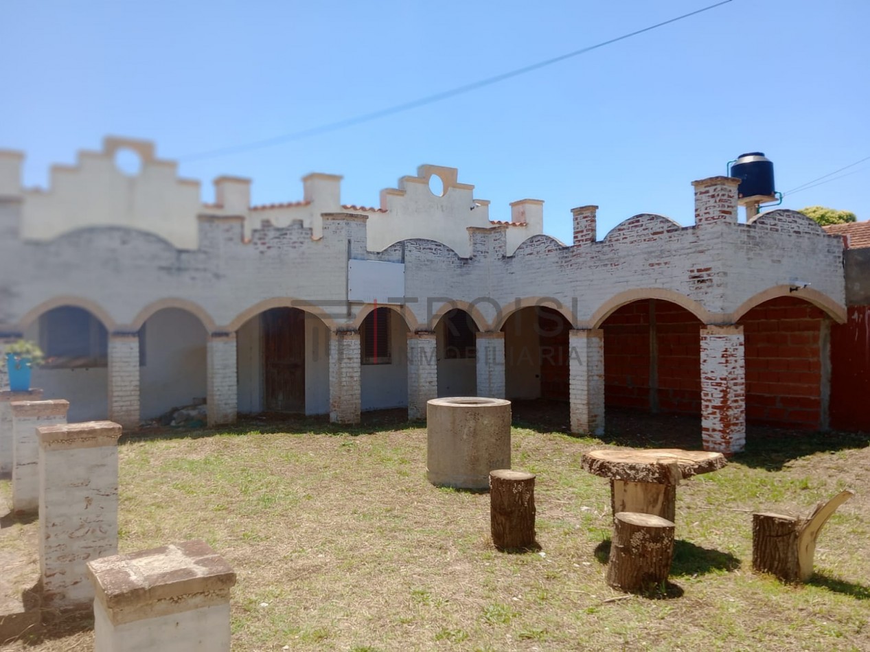 V45 - 2 chalets (uno construido y otro a construir)