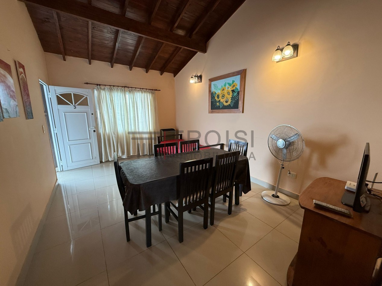 643 - Chalet de 3 ambientes - Calle 64 e/1 y 2