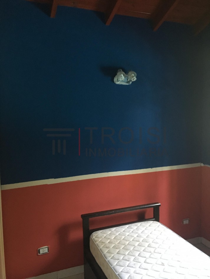 Duplex 4 ambientes - Calle Mendoza 582, Barrio Santa Teresita sobre el Monte - Mendoza 