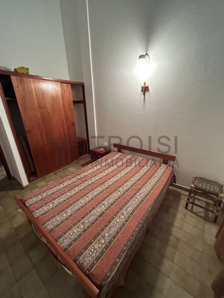 V21 - Chalet 3 ambientes + Depto. 2 ambientes - Calle 7 e/52 y 53