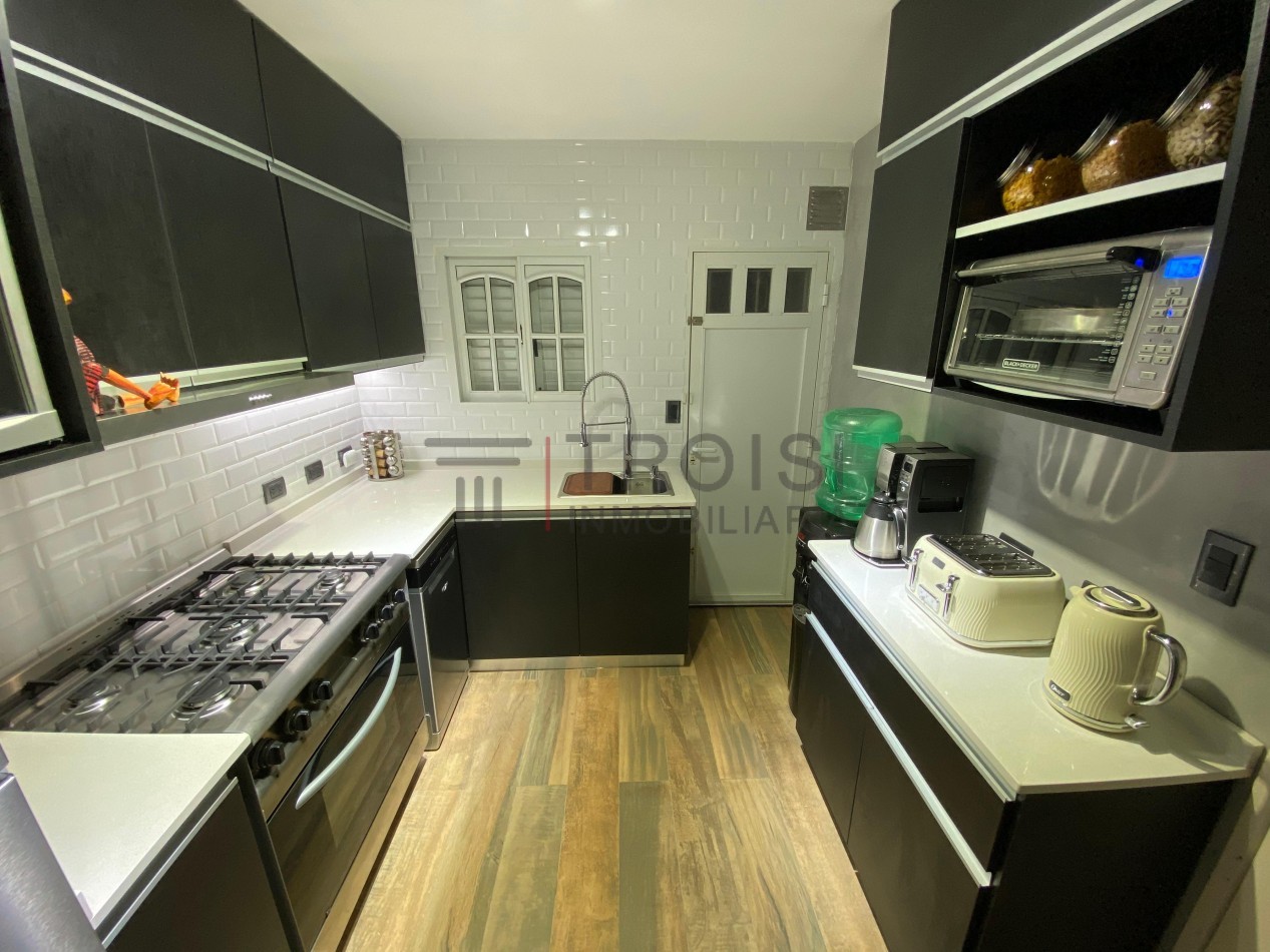 Duplex 4 ambientes - Calle Mendoza 582, Barrio Santa Teresita sobre el Monte - Mendoza 