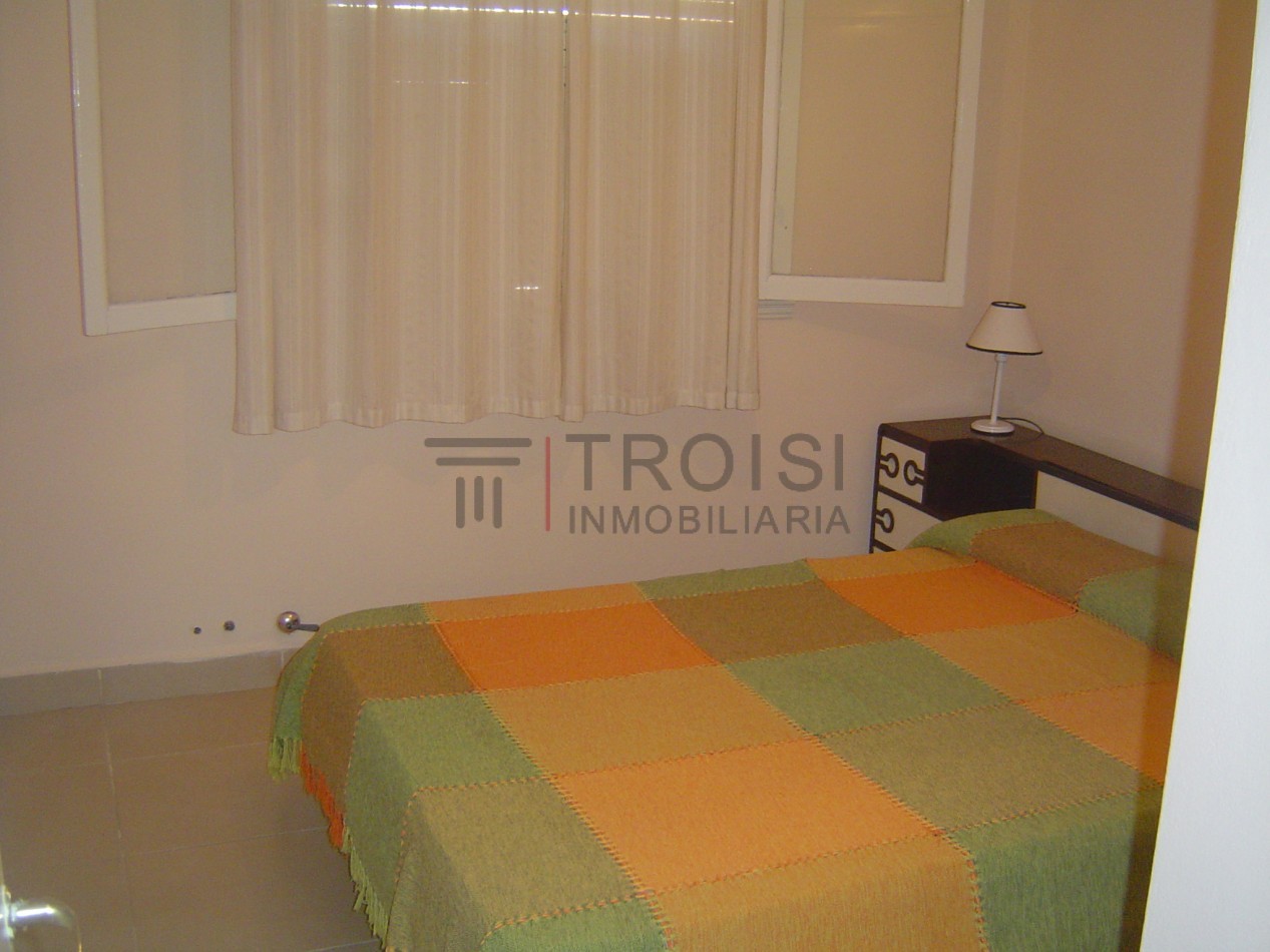 V1 - Chalet 3 ambientes + Depto 2 ambientes - Calle 2 e/ 45 y 46