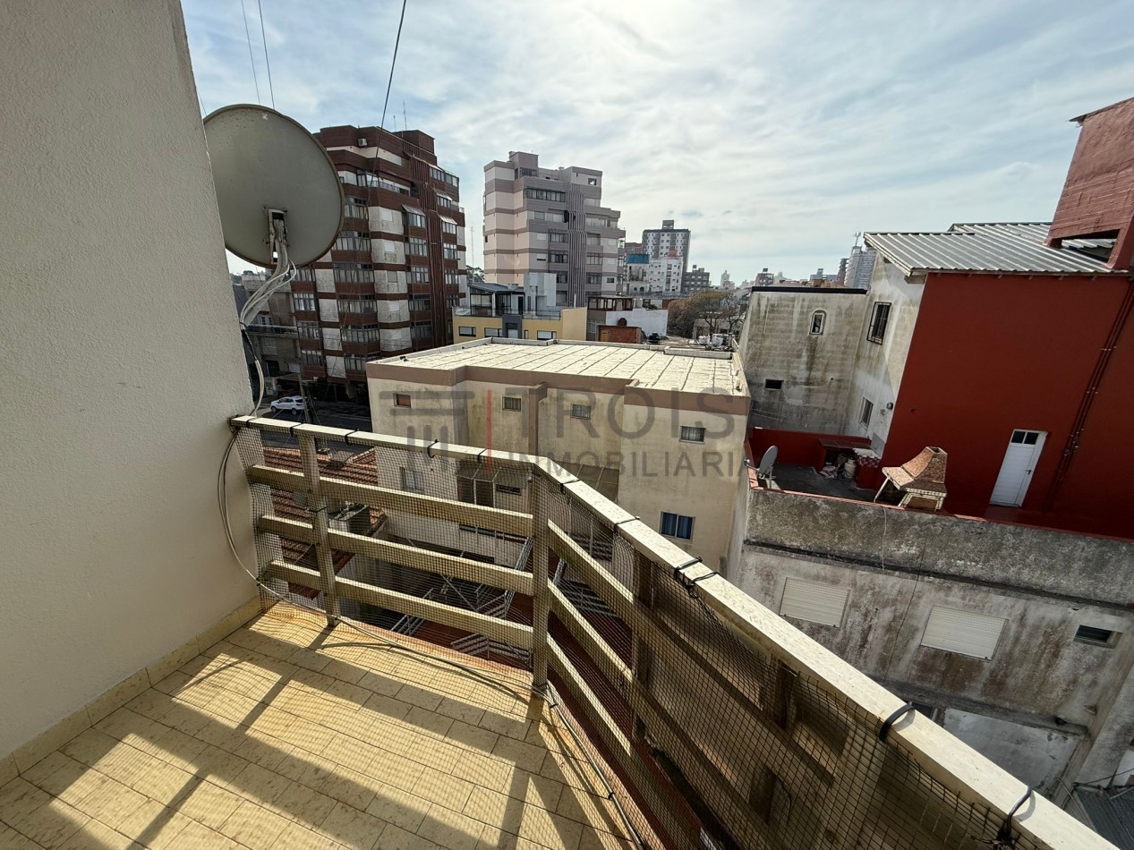 V15 - Depto. 2 ambientes - Calle 43 e/ 2 y 3