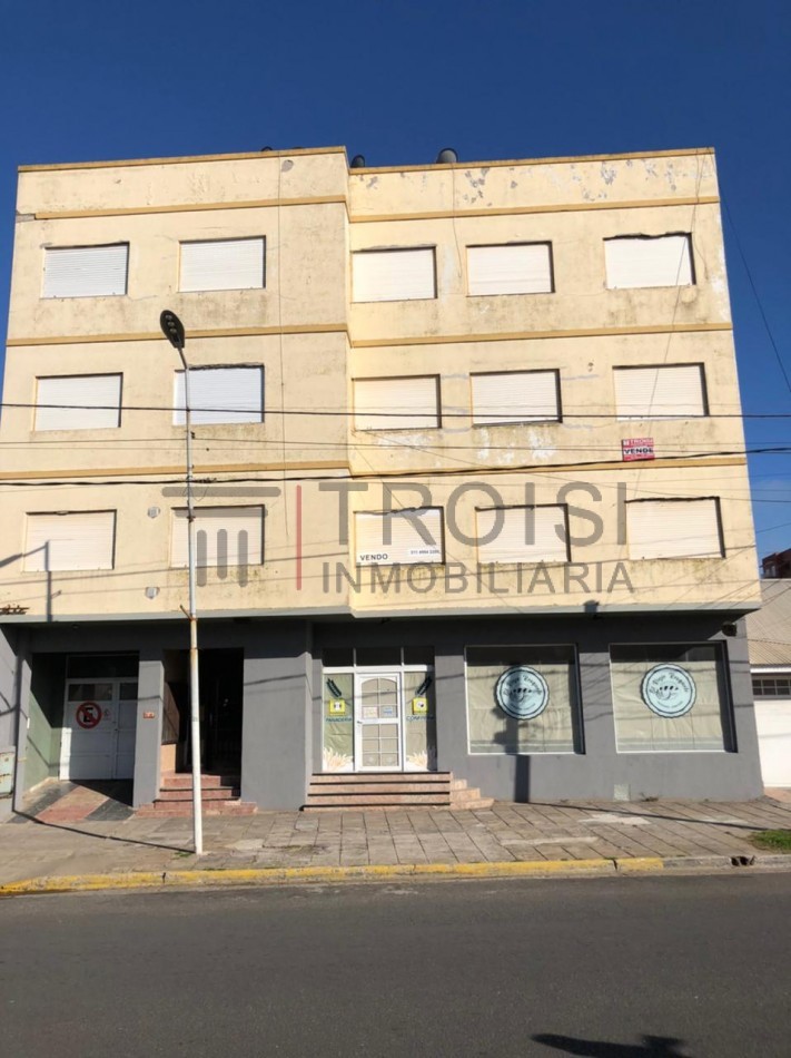 Depto. 2 ambientes - Costanera e/ 35 y 36 - V48