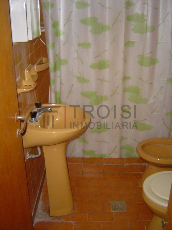 V29 - Duplex 3 ambientes - Calle 33 e/6 y 7