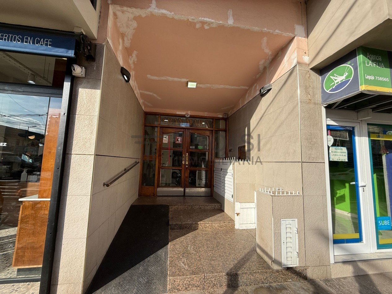 V58 - Monoambiente - Calle 2 esquina 34
