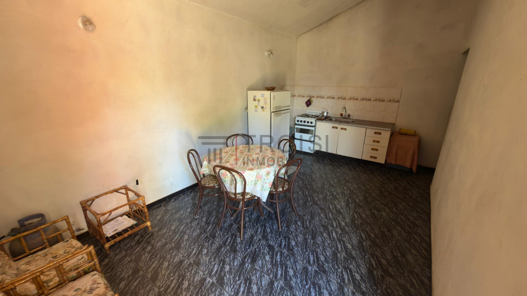 V2 - Chalet 3 ambientes - Calle 45 e/8 y 9 