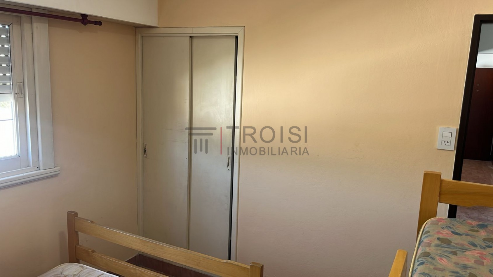 4111 - Depto. 2 Amb - Av. 41 e/6 y 7 