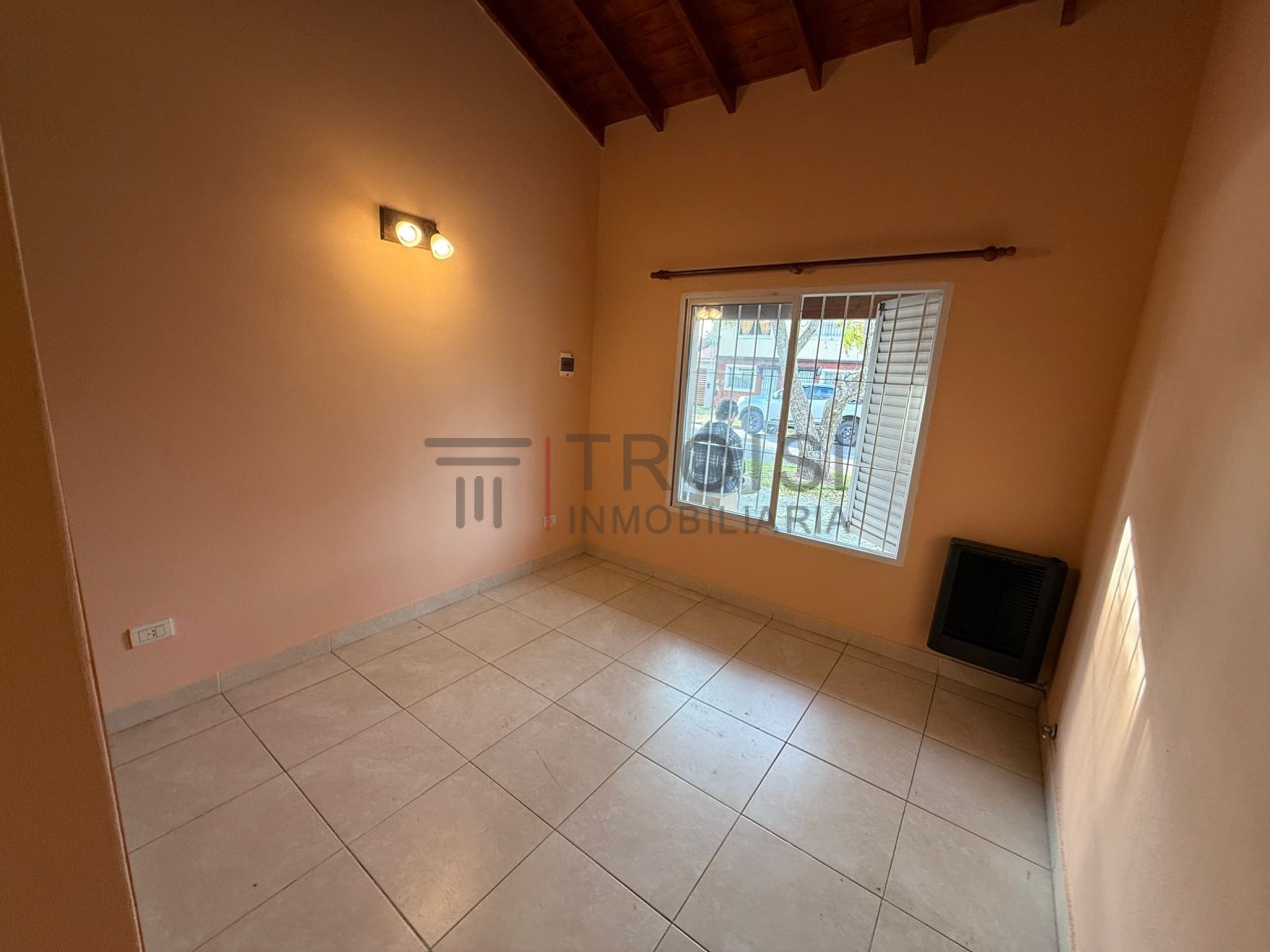 292 - Chalet de 3 ambientes - Calle 29 e/ 6 y 7