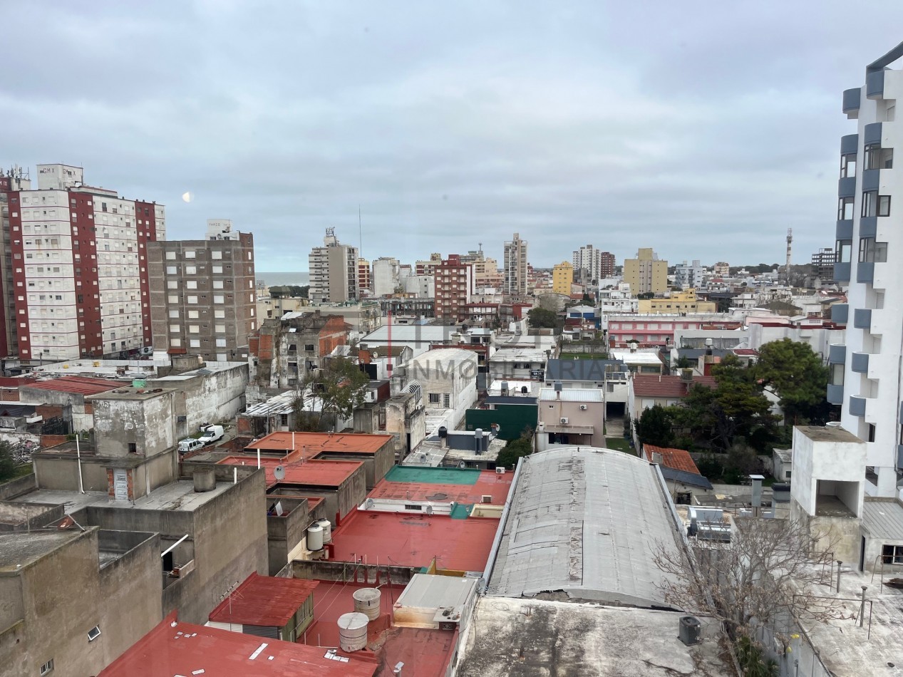 Depto. 2 ambientes - Calle 33 e/2 y 3 - V52