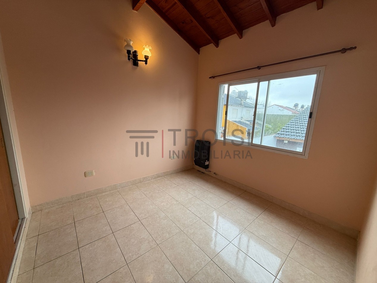 642 - Duplex de 3 ambientes - Calle 64 e/1 y 2
