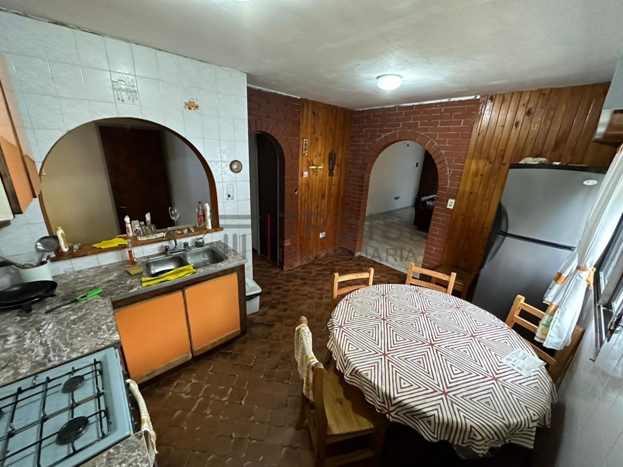 V36 - Chalet 4 ambientes - Calle 5 e/ 47 y 48