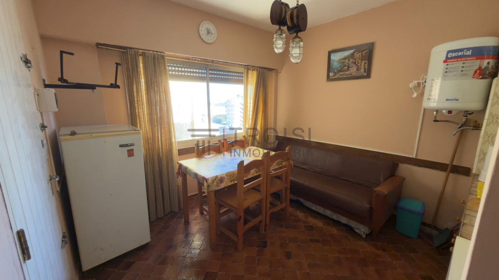 V22 - Departamento 2 ambientes - Calle 2 esq. 38