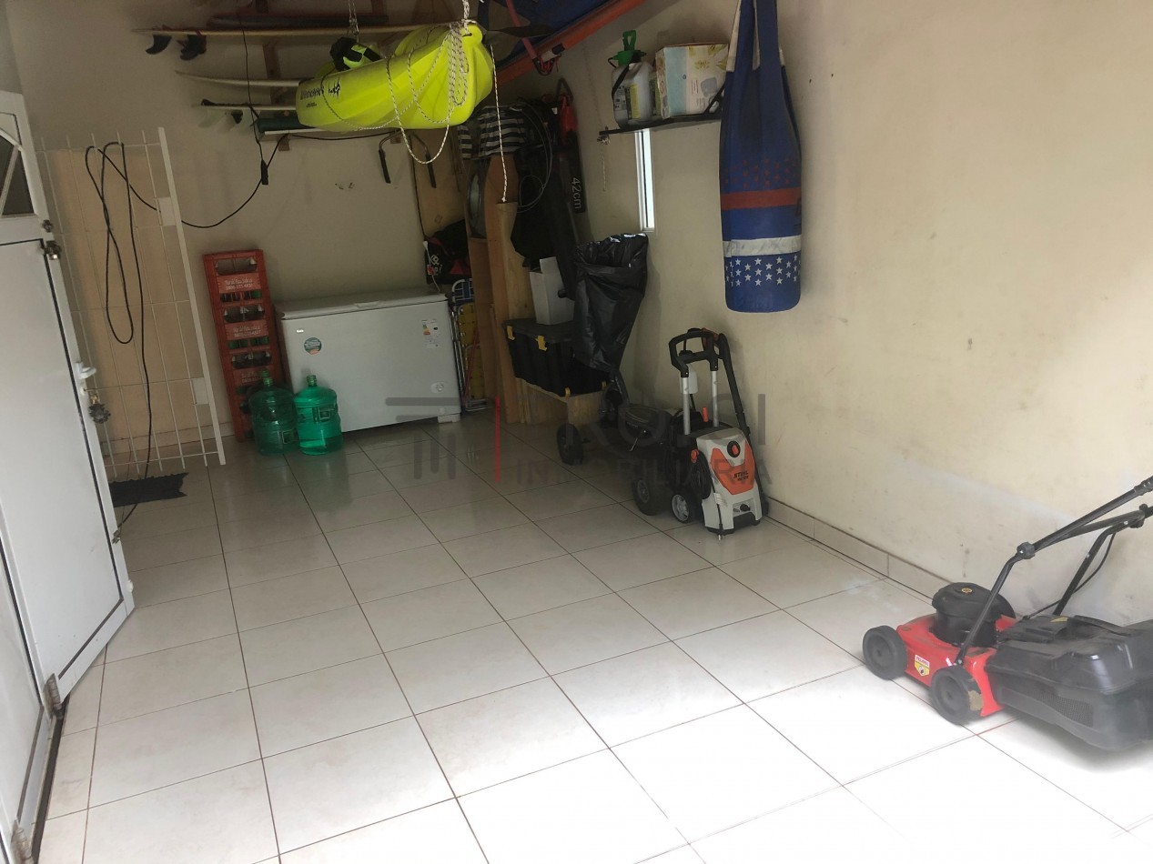 Duplex 4 ambientes - Calle Mendoza 582, Barrio Santa Teresita sobre el Monte - Mendoza 