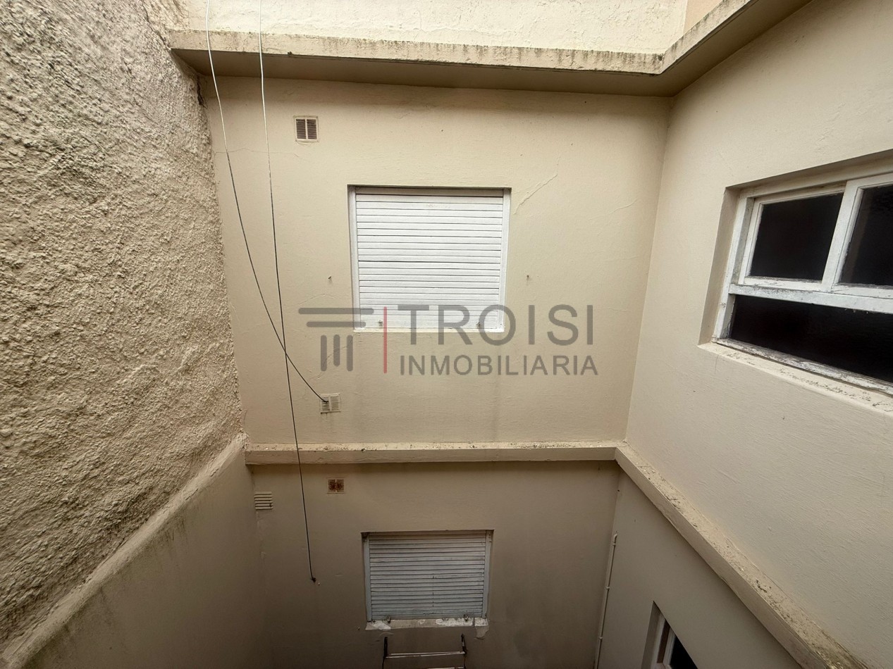 V71 - Depto. 2 ambientes - Calle 33 e/ 2 y 3