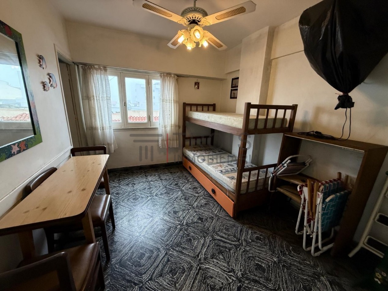 V74 - MONOAMBIENTE - CALLE 2 ESQ. 32