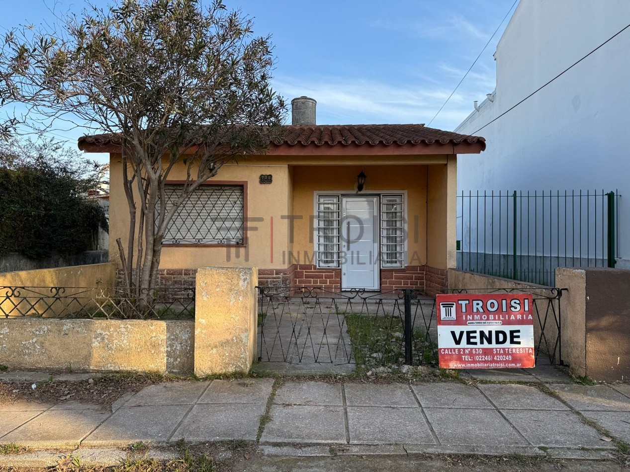 V42 - Chalet 3 ambientes - Calle 35 e/ 7 y 8