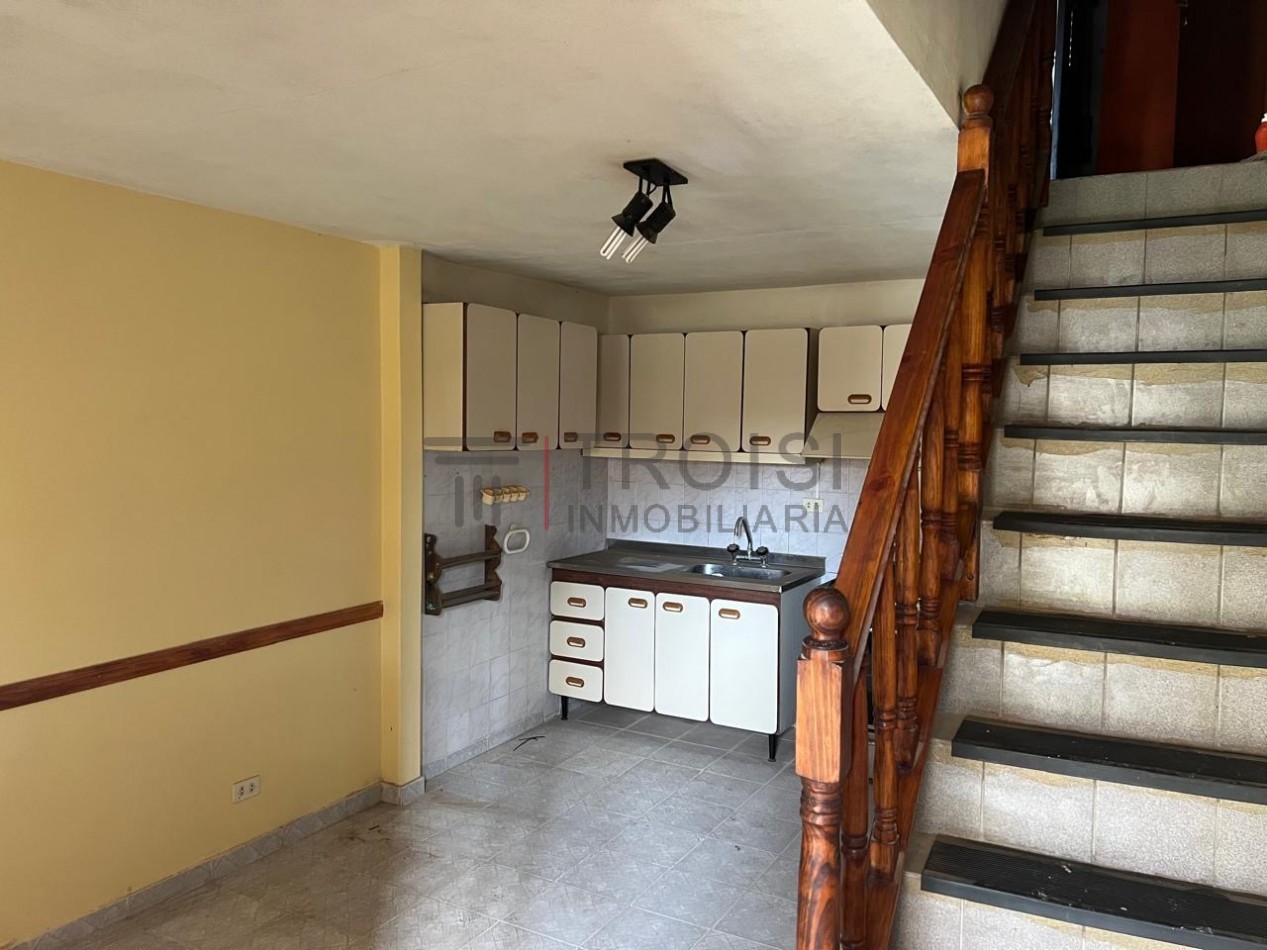 V47 - Duplex 3 ambientes - Calle 6 e/49 y 50