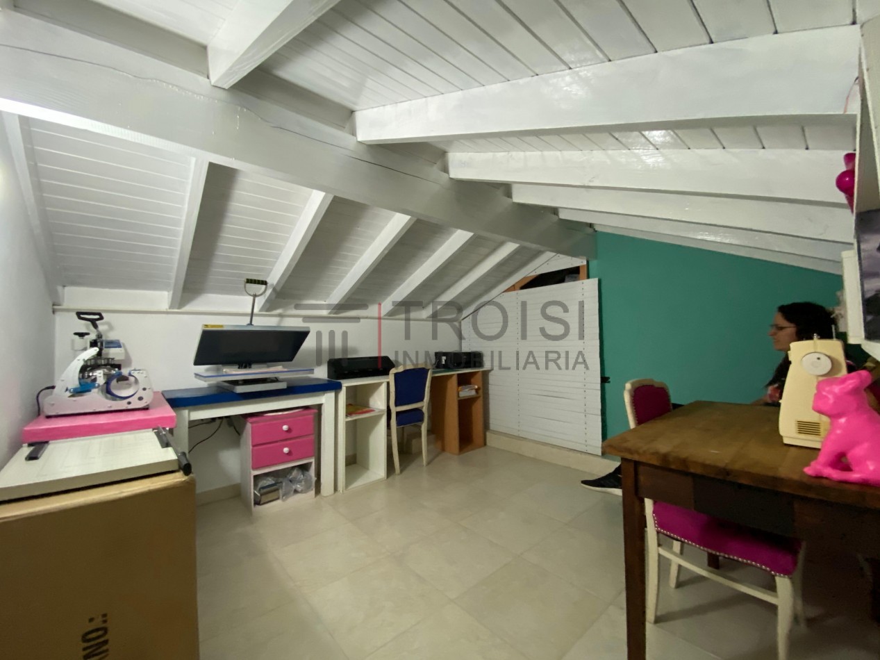 Duplex 4 ambientes - Calle Mendoza 582, Barrio Santa Teresita sobre el Monte - Mendoza 