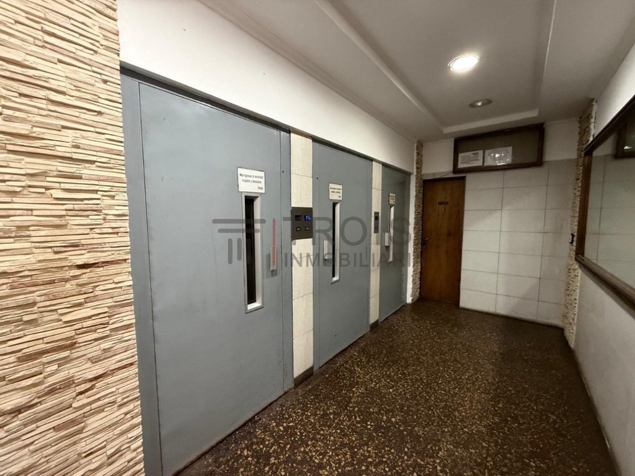 V74 - MONOAMBIENTE - CALLE 2 ESQ. 32