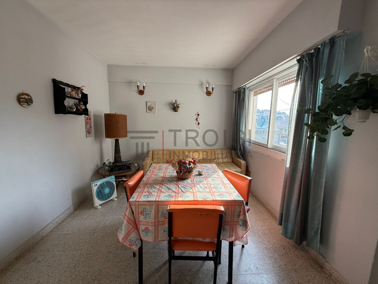V50 - Depto. 3 ambientes c/ cochera- Calle 35 e/ 2 y 3