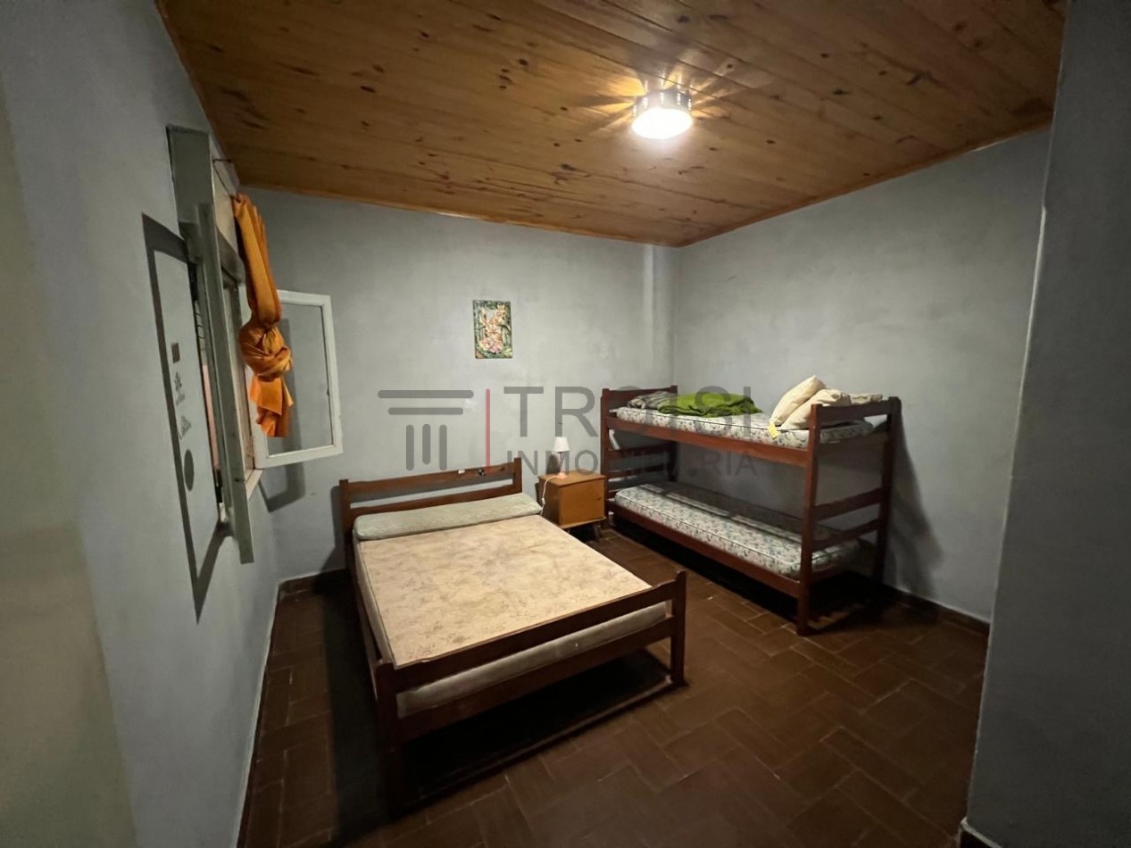 V24 - Chalet 3 dormitorios con Garage - Calle 34 e/ 4 y 5