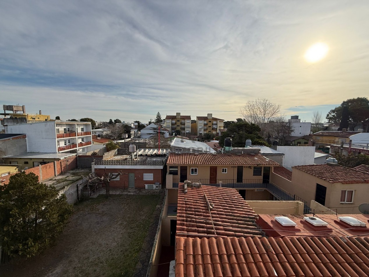 V8 - Depto. 2 ambientes - Calle 4 e/ 34 y 35