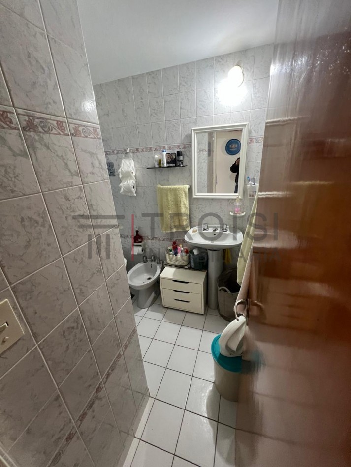 V28 - Duplex 3 ambientes - Calle 35 e/5 y 6