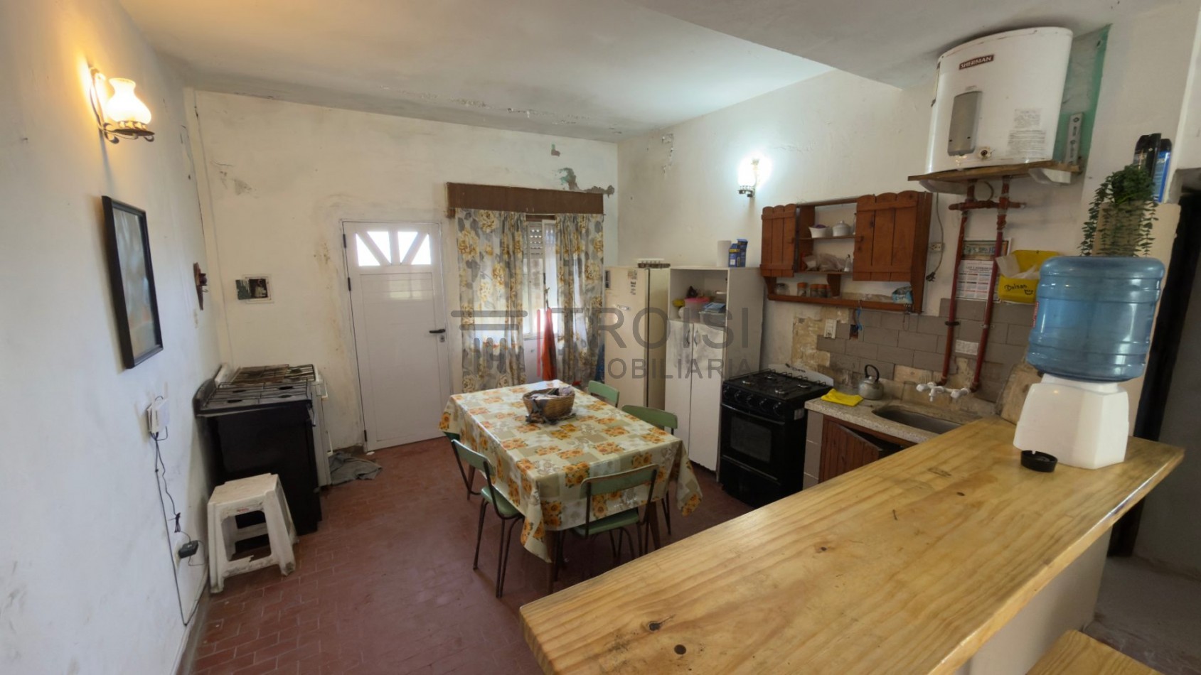 V75 - Casa 3 ambientes - Calle 48 e/11 y 12