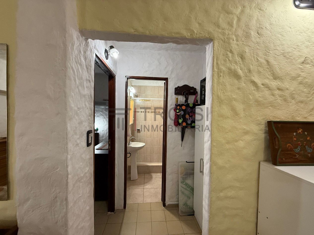 V39 - Depto. 2 ambientes - Calle 5 e/35 y 36
