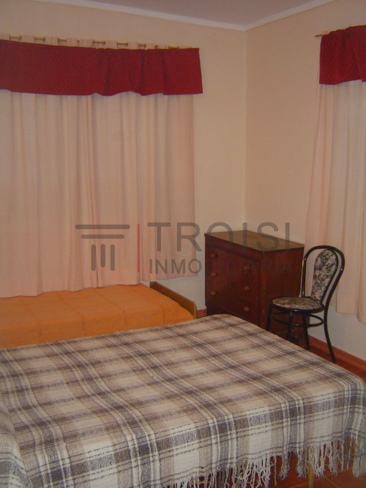 V1 - Chalet 3 ambientes + Depto 2 ambientes - Calle 2 e/ 45 y 46