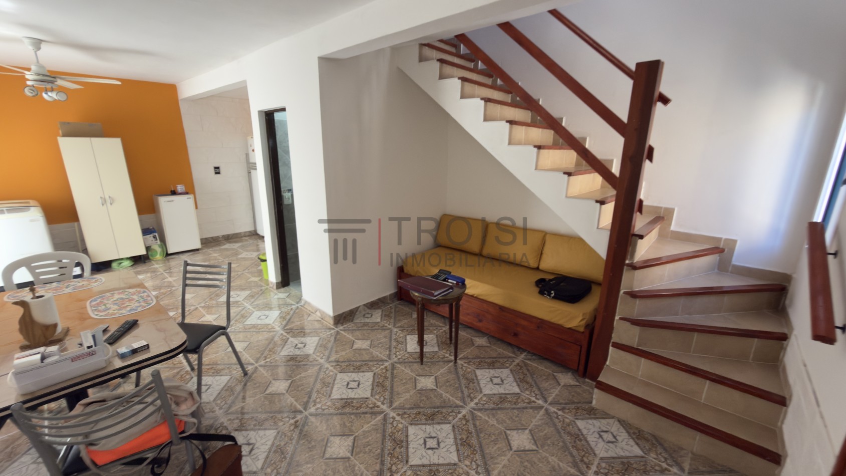 V17 - Duplex - Calle 49 N°562 e/ 5 y 6