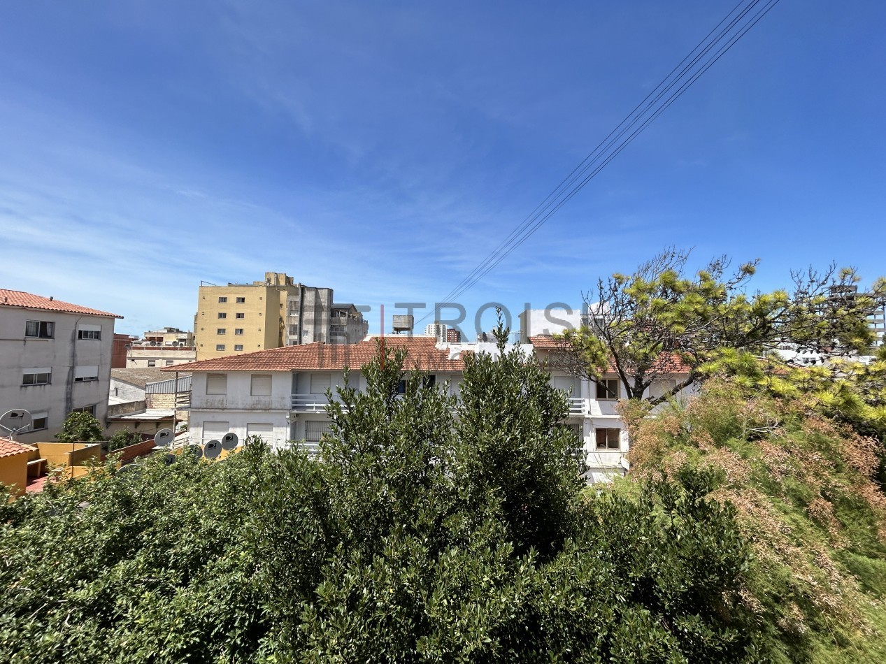365 - Depto. 2 ambientes a 100 mts del mar - Calle 36 e/2 y 3