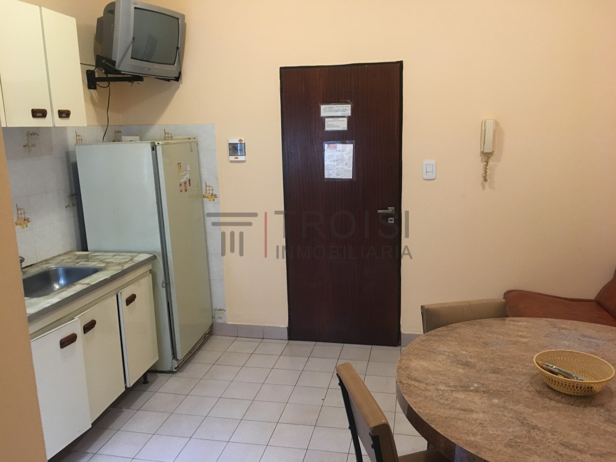 413 - Depto. 2 Amb - Av. 41 e/6 y 7 