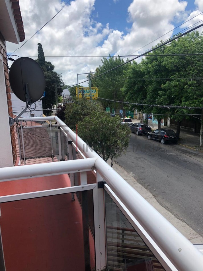 417 - Depto. 2 Amb - Av. 41 e/6 y 7 