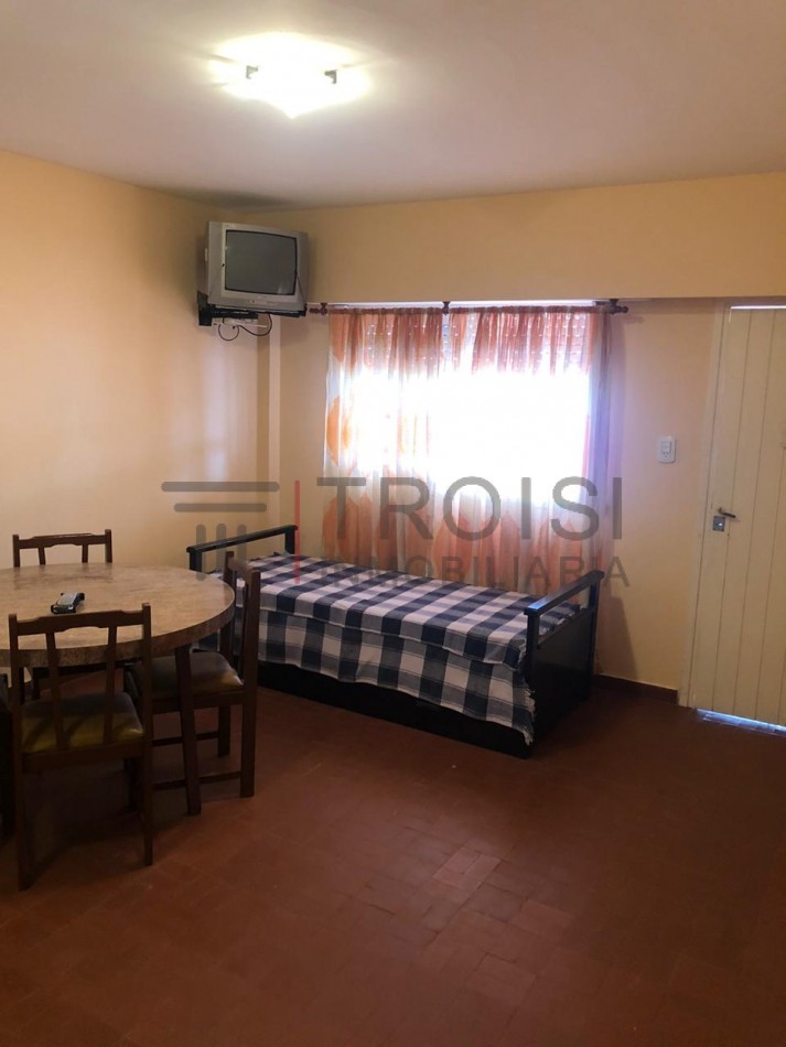 418 - Depto. 2 Amb - Av. 41 e/6 y 7 