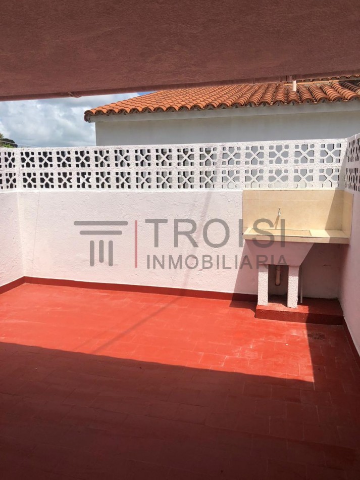 418 - Depto. 2 Amb - Av. 41 e/6 y 7 