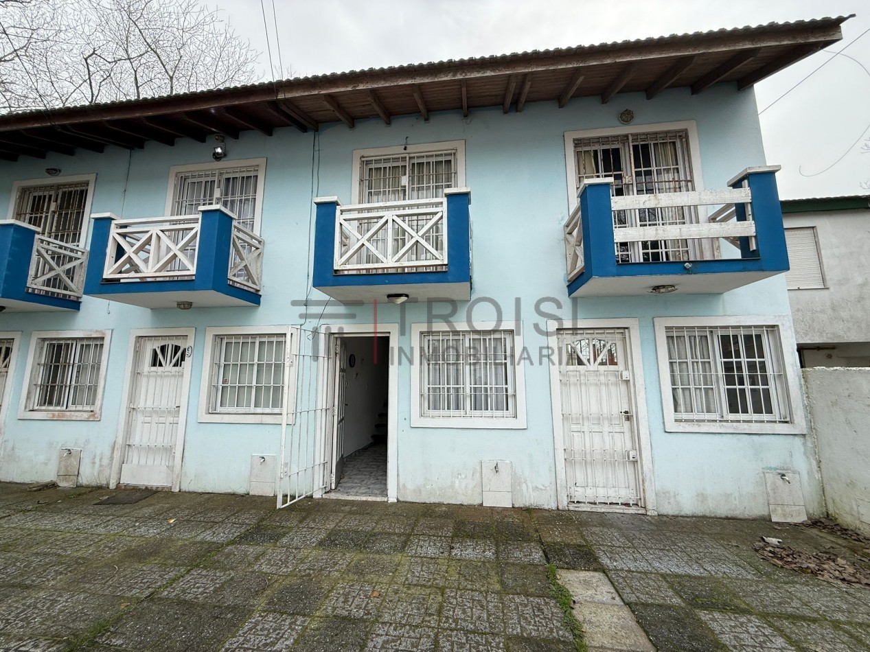 V77 - Duplex 3 ambientes - Calle 47 e/3 y 4