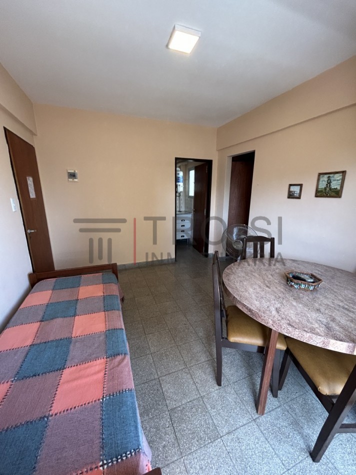 361 - Depto. 2 ambientes a 100 mts del mar - Calle 36 e/2 y 3