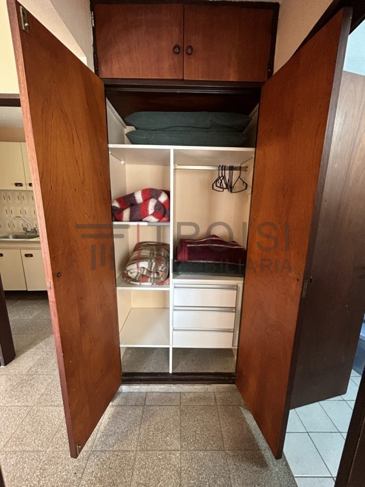 361 - Depto. 2 ambientes a 100 mts del mar - Calle 36 e/2 y 3