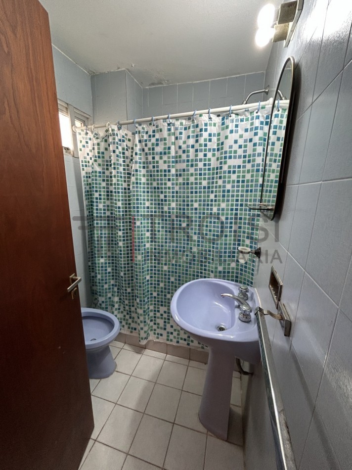 361 - Depto. 2 ambientes a 100 mts del mar - Calle 36 e/2 y 3