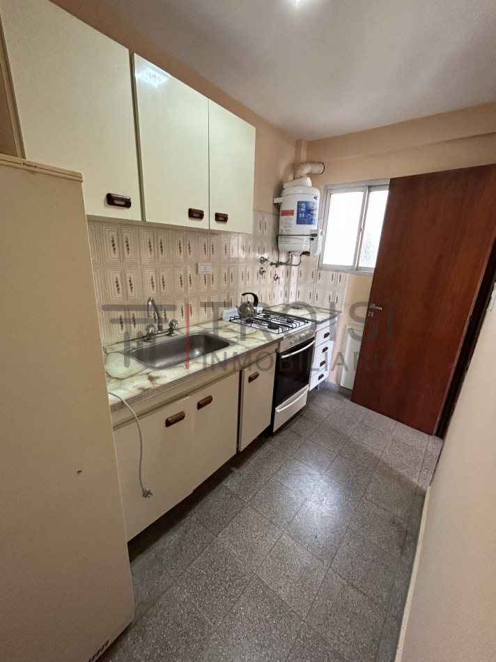 361 - Depto. 2 ambientes a 100 mts del mar - Calle 36 e/2 y 3