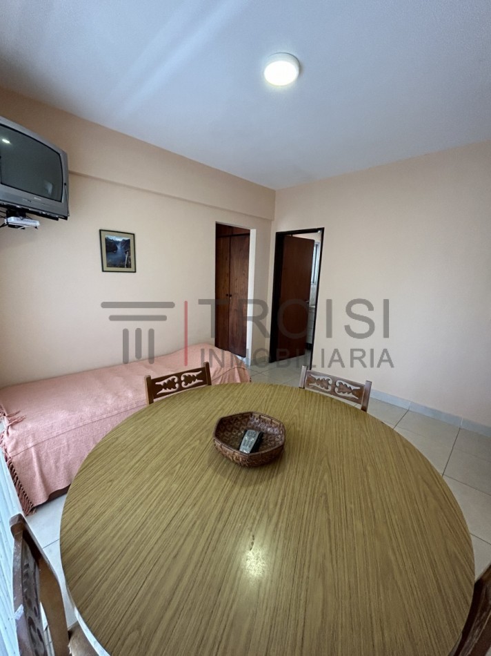 362 - Depto. 3 ambientes a 100 mts del mar - Calle 36 e/2 y 3 